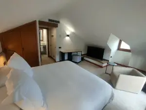 Dwo Rioja Wine Hotel