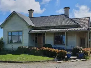 Century House B & B Flatlette