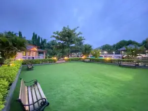 Karjat Retreat 4BHK Pvt Farmhouse