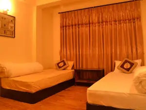 Pradhan House - Home Stay with Garden