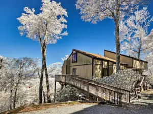 Beautiful Beech Mountain Condo w/ Private Balcony!