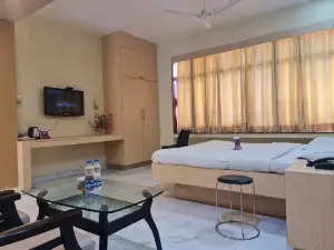 Vits Select Grand Inn, Ratnagiri