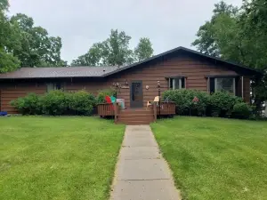 Paradise on the Point - lake front views of beautiful Otter Tail Lake