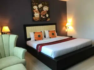 Daowngern Hotel Chumphae