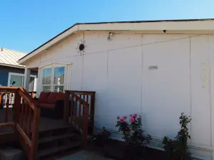 Sunland Estates Cabin ~ Close to the Gorge Amphitheater!