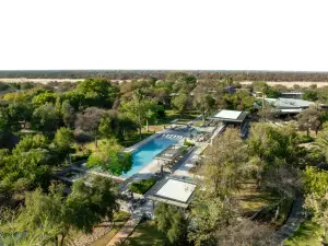 Mokuti Etosha