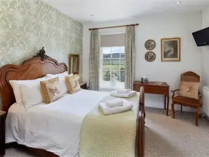 White Horse Farm Inn