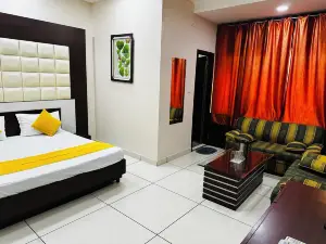 Sunshine Hotel