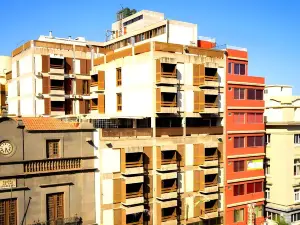 Hotel Adonis Plaza