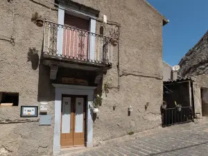 คาซา เดลลา นอนนา