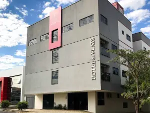 103 Hotel & Flats