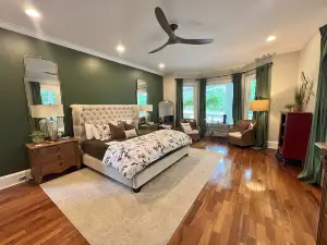 Lakeside Valley Vineyards B&B