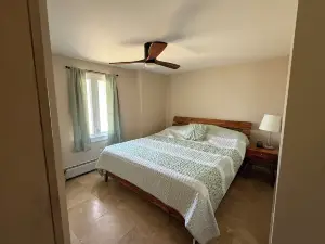 Enchanting 3-Bedroom House on Lake Wallace. Near Vast Snowmobile Trails.