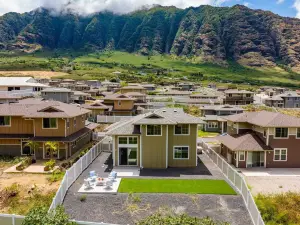 Sleeps 16 2 Homes Ocean Views Shared Pool Gym Near the Beach AvantStay