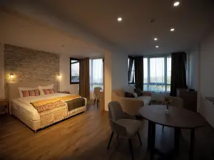 ควีนส์ คอทเทจ