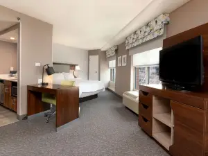 Hampton Inn & Suites by Hilton Arlington Crystal City DCA