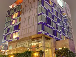 Mosaic Hotel, Noida