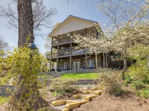 Badin Lake Cabin w/ Dock & 2-Story Boat Slip!