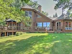 Waterfront Crosslake House Ideal Winter Escape!
