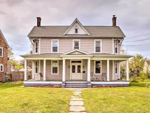 Family-Friendly Cambridge Home w/ Fire Pit!