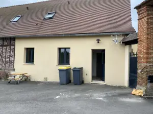 Bed and Breakfast in the Countryside Near Beauvais Airport