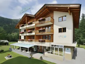 Hotel Ahorni