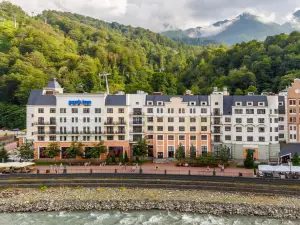 Park Inn by Radisson Rosa Khutor (Парк Инн Рэдиссон Роза Хутор)