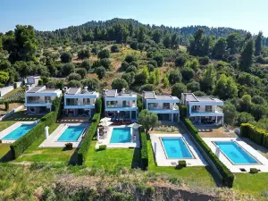 Luxurious 4-Bedroom Villa Anya with Private Pool in Kassandra, Halkidiki