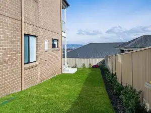 Hillgrove - Sophisticated & Refined Entertainer