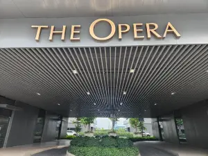 Metropole Opera by Sleepingpong