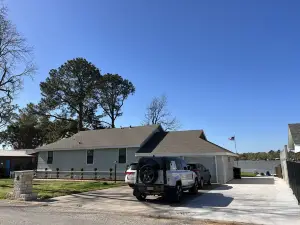 Lake House With Private Pickleball Ct + Game Room At The Beautiful Cooley Point