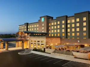 Embassy Suites San Antonio Brooks Hotel & Spa