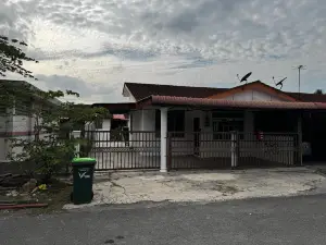 D’ Santan Homestay