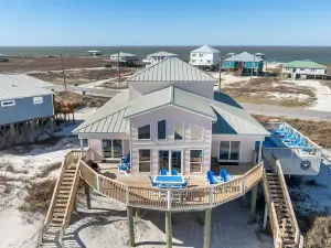 Wave Louder - Gulf View Beach House with New Private Heated Pool! Pet Friendly! 5 Bedroom Home