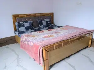 Hotel Shiv Savitri  Ayodhya
