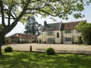 Holly Lodge Boutique B&B