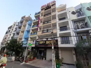Bro Hotel