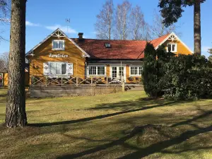 Furuliden Country Inn