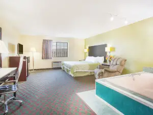 Days Inn by Wyndham Lexington NE