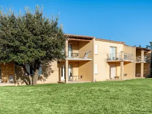 Residhotel Golf Grand Avignon