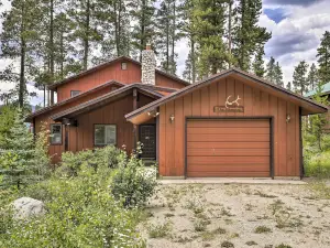 2 Mi to Grand Lake Cabin with Fireplace and Library!