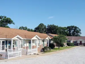 Nauvoo Vacation Condos and Villas