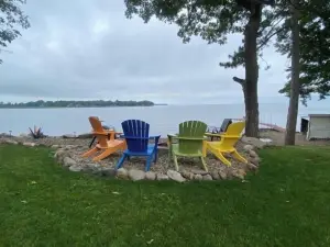 Sunset View Getaway-Mille Lacs 3 Bedroom Home