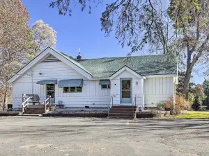 Retro Rhinelander Lake Retreat w/ Fire Pit!
