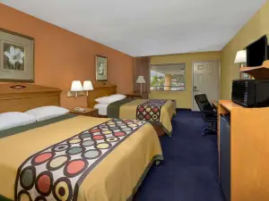 Super 8 by Wyndham Breaux Bridge