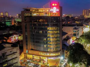Hermes Palace Hotel Medan