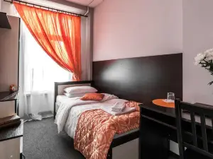 Hotel Den I Noch