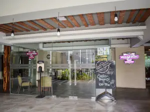 Grande Valore Hotel & Serviced-Apartment