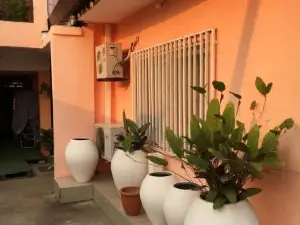 Comme Chez Soi 1