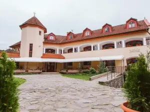Janka Villa